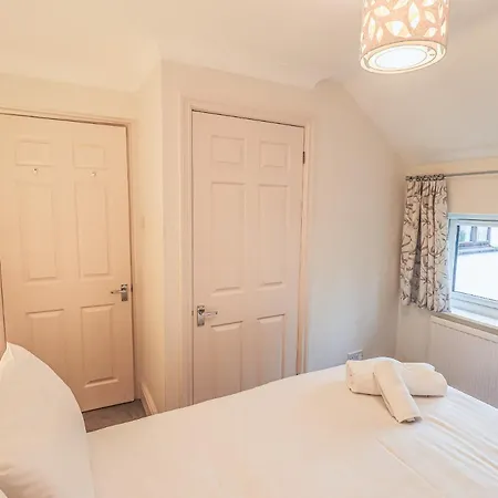 Loughrigg View * Ambleside