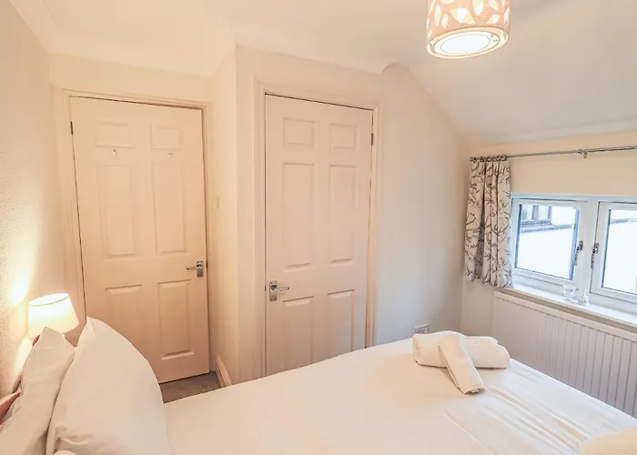 Loughrigg View * Ambleside